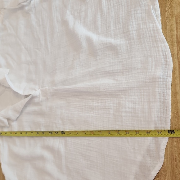 Beachlunchlounge Gauze Melody Collar Top White, size M - Picture 6 of 8